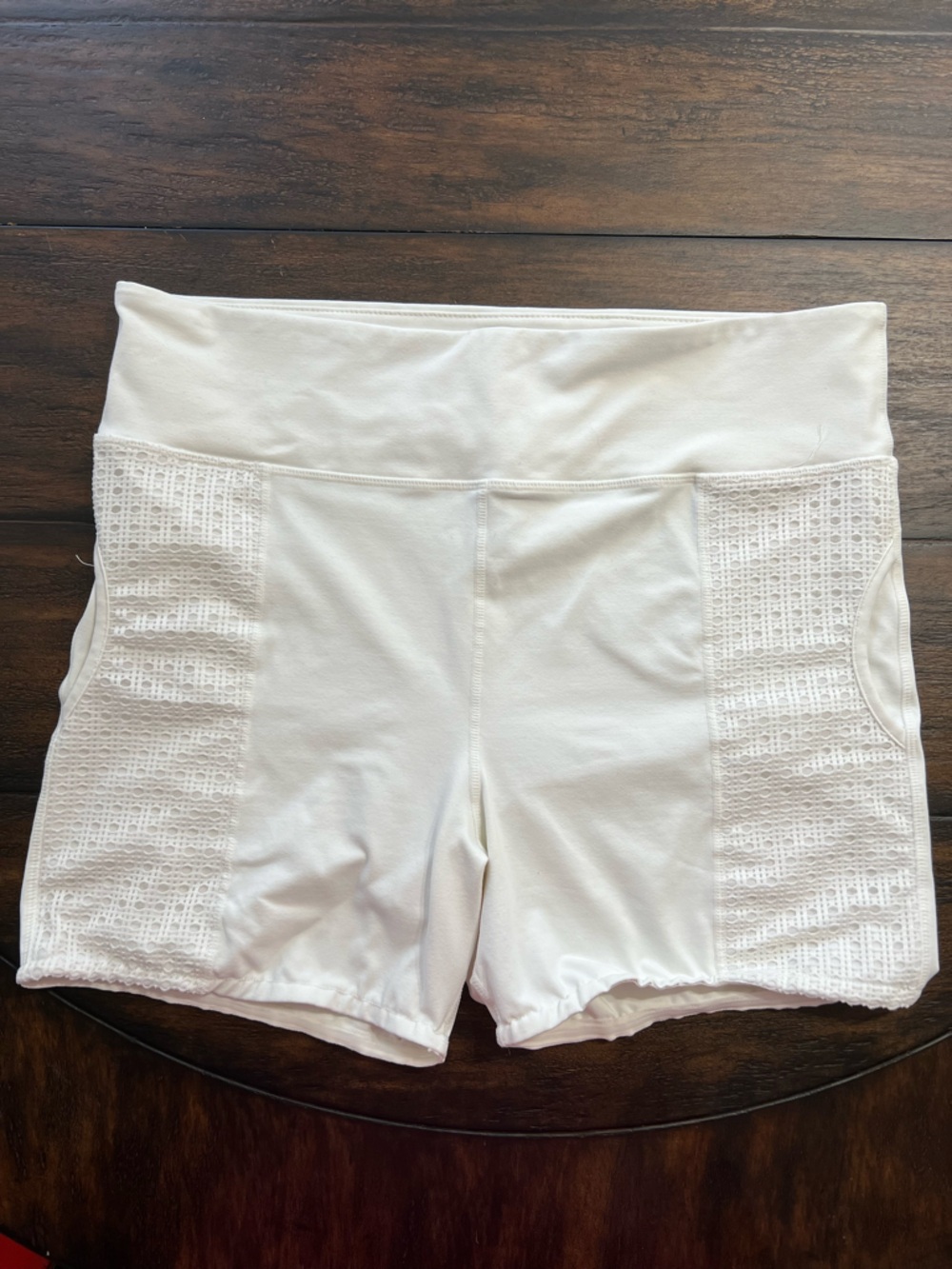Tuckernuck Sport White Cane Compression Bike Shorts Sz XL 4" Tennis Ball Pockets